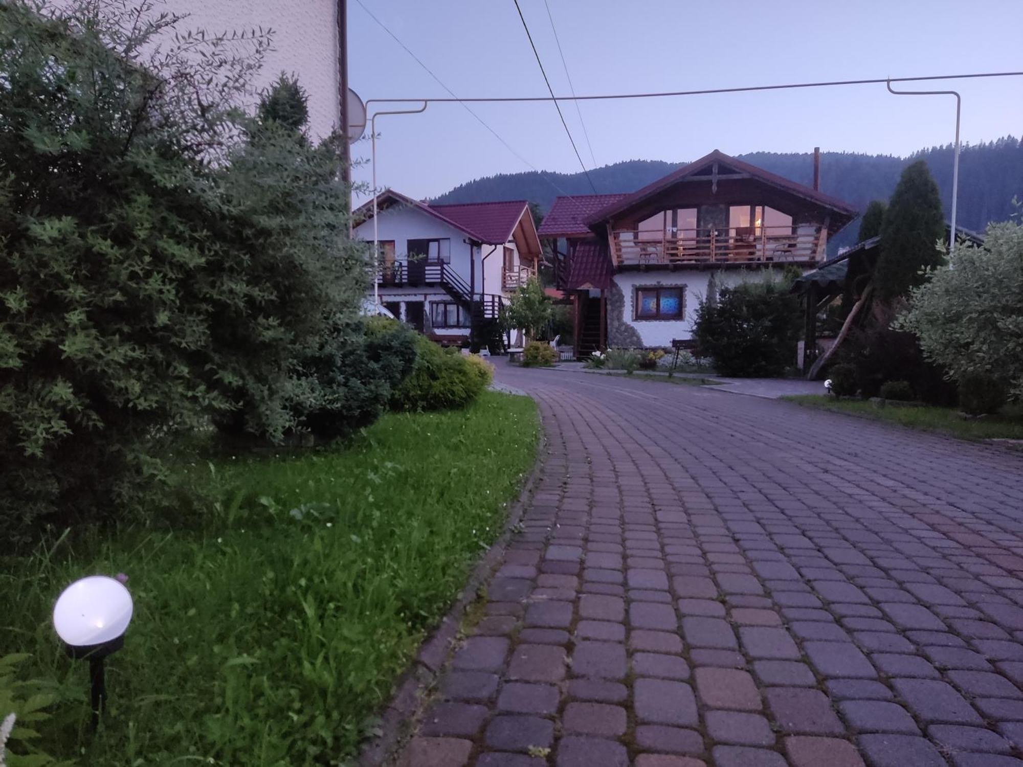 Апартаменти "У Кузьмича" 1 Mykulychyn Exterior foto